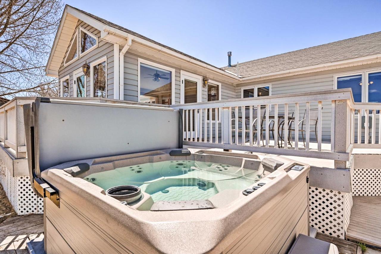 Charming Buena Vista Home With Hot Tub And Deck! المظهر الخارجي الصورة